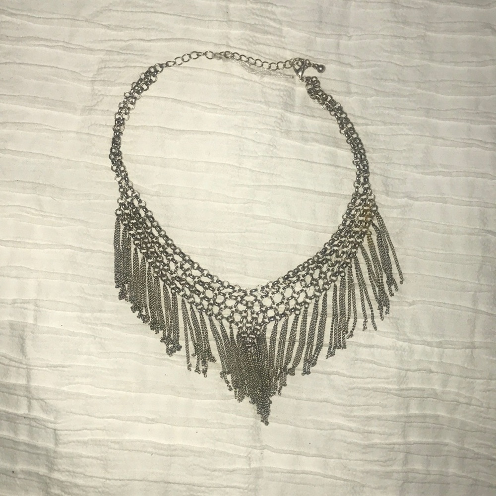 Silver chocker